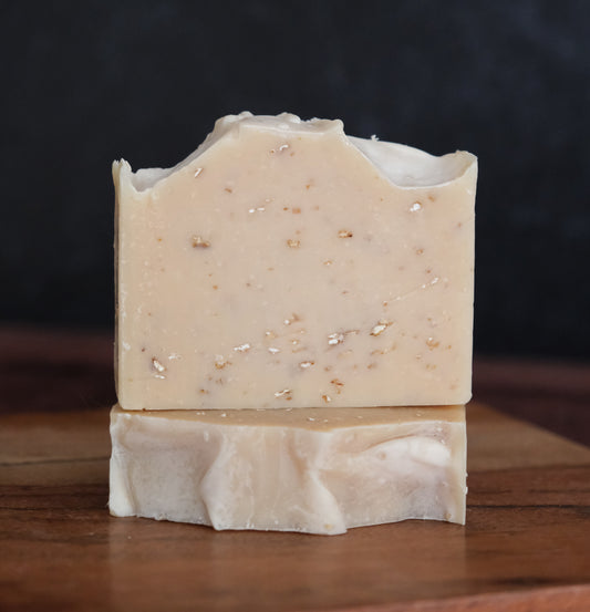 Exfoliating Oats & Honey Goat Milk Soap